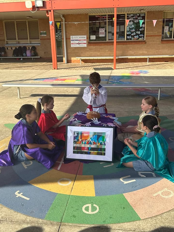 412906884192908_1393791382771115-1